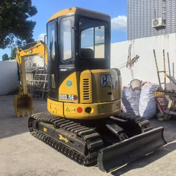 Использовался экскаватор CAT 303.5E Высокая производительность, низкий расход топлива